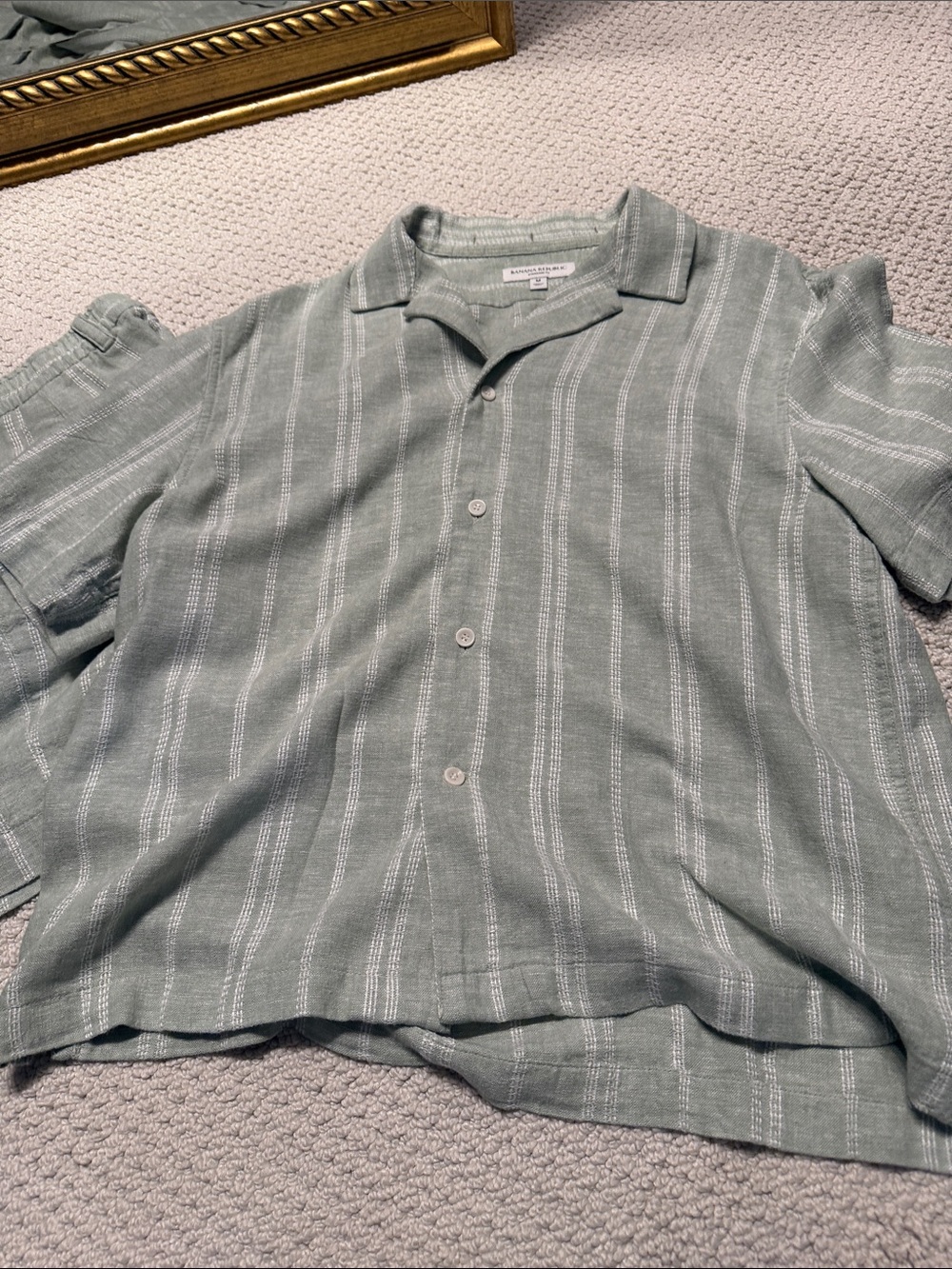 Banana Republic Men's Sage Green Striped Linen Blend Shorts & Shirt Set - Picture 3 of 5